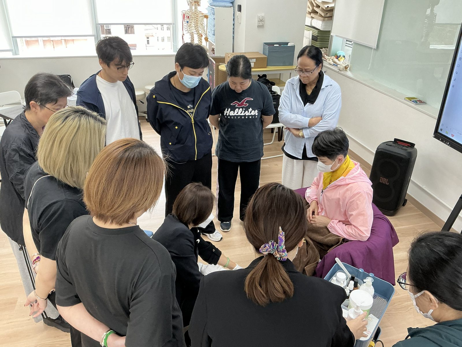 趾甲修復及護理證書課程 — 課堂實況