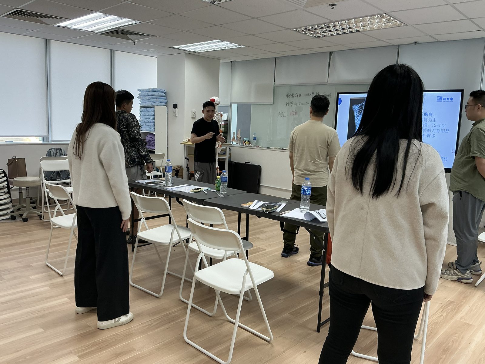 脊柱側彎課診治全模組 7D Therapy — 課堂實況